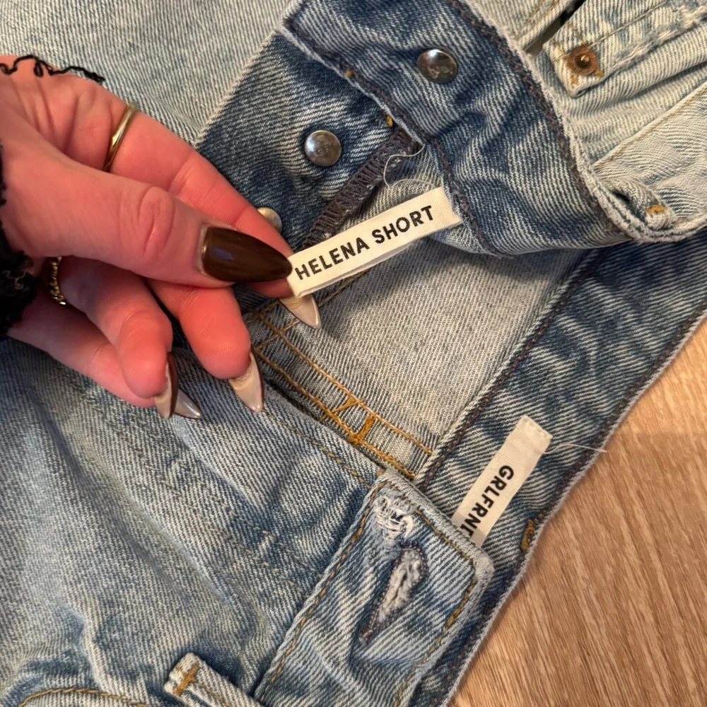 GRLFRND Helena Jean Shorts - Picture 4 of 6